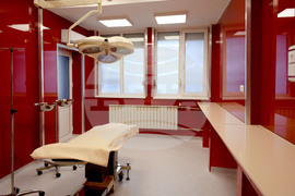 Варна - Ремонтирана операционна зала в МБАЛ „Света Анна – Варна“