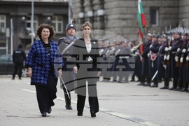 Джули Лимберопулос Козиори - акредитивни писма