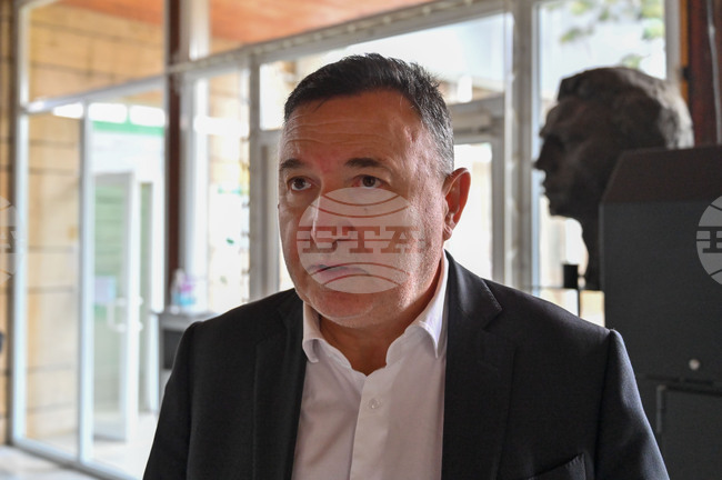 Карлово - Емил Кабаиванов