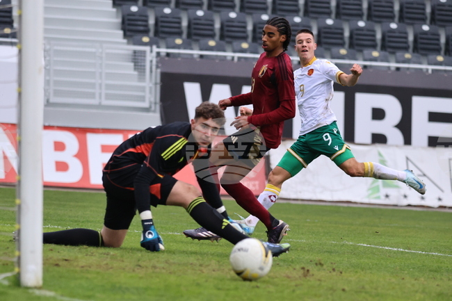 Пловдив - футбол - България - Белгия - юноши до 19 години