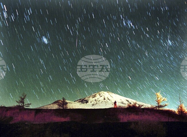 Метеорният поток Леониди ще достигне своя пик тази нощ