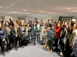 Снимка: Европейска комисия -  Българският еврокомисар Мария Габриел организира в Брюксел среща с представители на първите 44 проекта за създаването на Европейски иновационни екосистеми. 