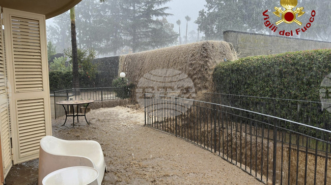 Средиземноморският циклон "Хари" остави дълготрайни следи в три италиански области