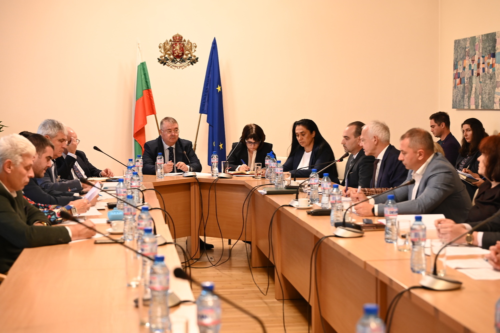 Министър Иванов: Предложените промени за минималната заплата предстои да се обсъждат със социалните партньори