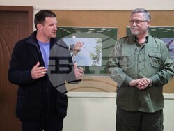 Посланикът на Полша в България представи в Хасково фотографска изложба „Птиците в България през очите на един поляк“