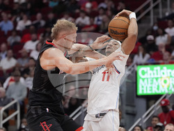 Clippers Rockets Basketball