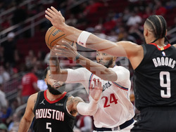 Clippers Rockets Basketball