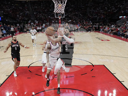 Clippers Rockets Basketball