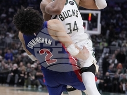 Pistons Bucks Basketball