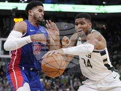 Pistons Bucks Basketball