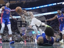 Pistons Bucks Basketball