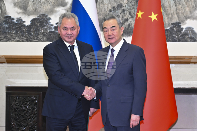 Сергей Шойгу и Ван И утре ще се срещнат в Москва за консултации по въпроси, свързани със стратегическата сигурност