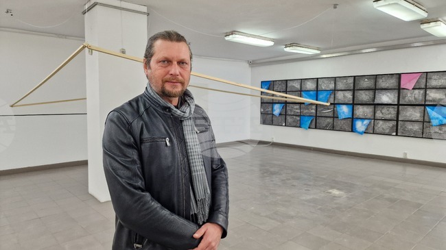 Шумен - изложба - „Метарезерви – вариации на метамодерни теми"