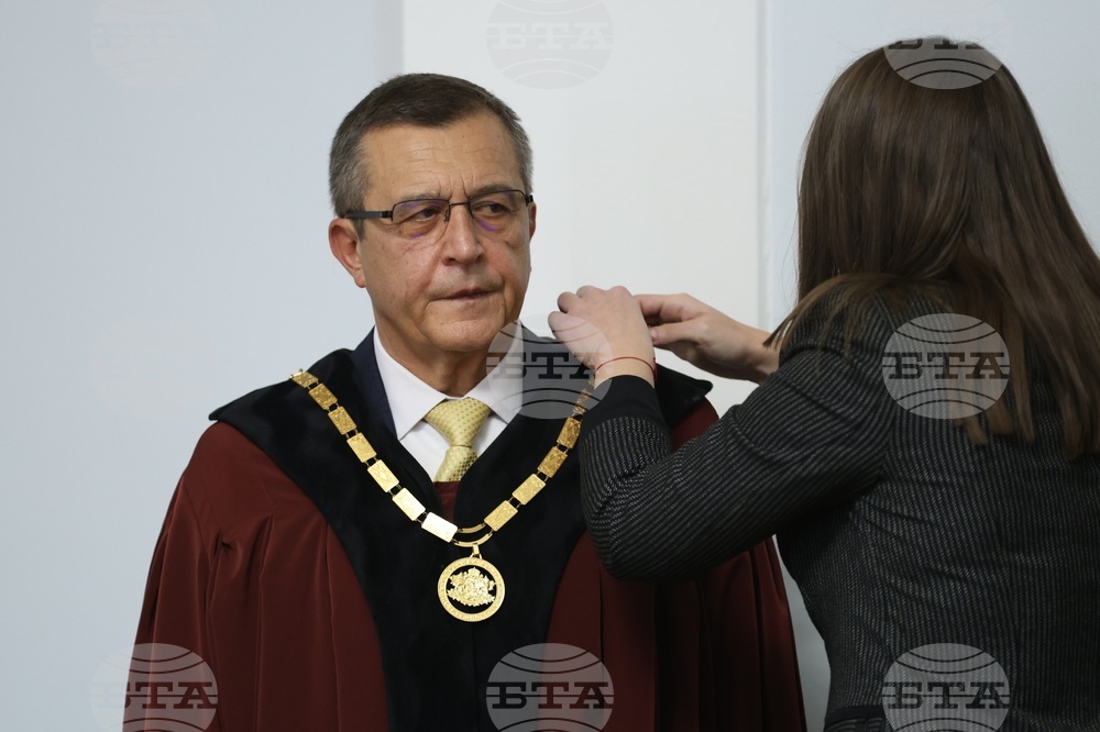 Конституционен съд - церемонията по полагане на клетва от новоизбраните и новоназначените конституционни съдии