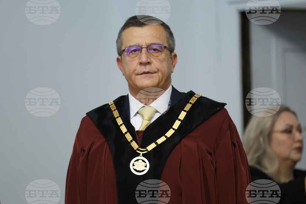 Конституционен съд - церемонията по полагане на клетва от новоизбраните и новоназначените конституционни съдии