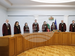 Конституционен съд - церемонията по полагане на клетва от новоизбраните и новоназначените конституционни съдии