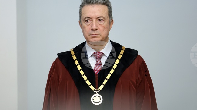 Constitutional Court Opens Proceedings on Issue about Acting Prosecutor General's Term