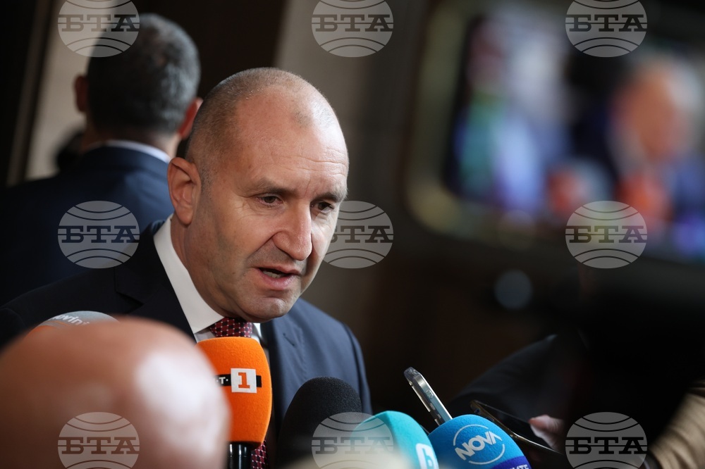 President Hopes MPs Are Aware of Damage Done to Parliamentarism by Sight of Its Inefficiency