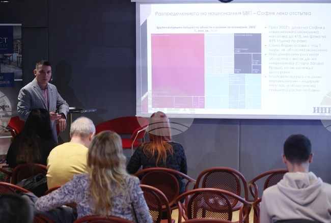 Антракт 127 - “Регионални профили: показатели за развитие 2024” - годишно изследване