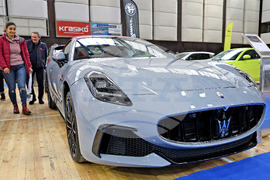 Варна - автомобилен салон