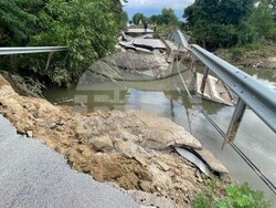 Карлово - възстановен мост - с. Дъбене и с. Войнягово