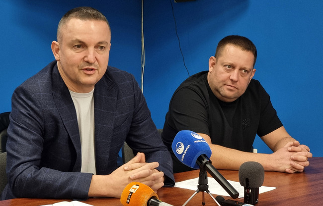 ГЕРБ-Варна ще поиска от общината сведения за подготвените от предишната администрация проекти, каза Иван Портних