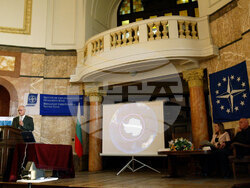 СУ - Антарктическа експедиция "Тангра`2004" - снимки