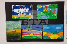 Русе - детски рисунки и пластики - изложба