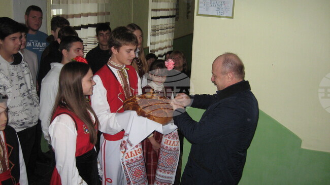 Bulgarian Consul General in Bolhrad: Bulgaria Continues to Support Bulgarian Sunday Schools in Ukraine