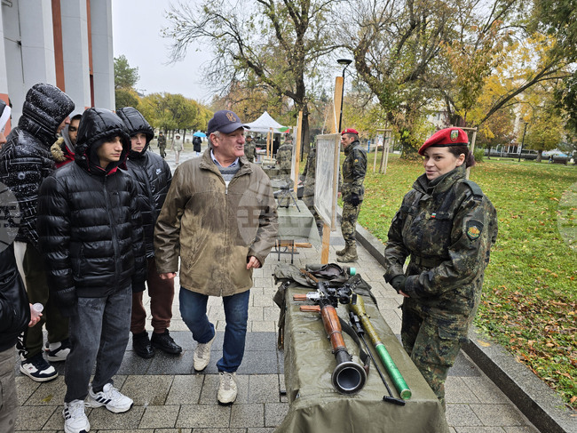 Плевен - Сухопътни войски - празник