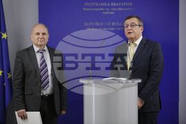 МОН - договор - подписване