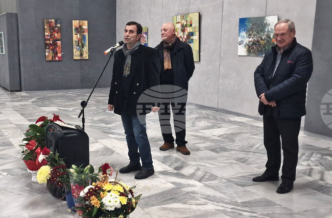 Търговище - Румен Райнов - „Пътища“ - изложба