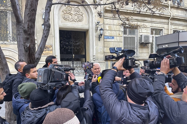 "Антиазербайджанската кампания" в Иран е причината за нападението над посолството на Азербайджан в Техеран, заяви Баку