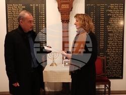 Десетки русенци почетоха жертвите на Холокоста