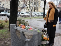 Десетки русенци почетоха жертвите на Холокоста