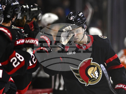 Flyers Senators Hockey