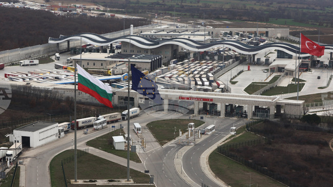 Measures to Ease Congestion at Turkish-Bulgarian Border Crossings Discussed at Hamzabeyli-Lesovo Meeting
