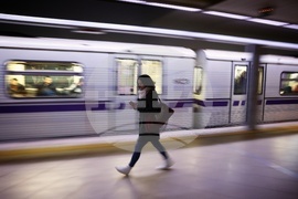 Софийско метро - транспорт - спирка - пътници