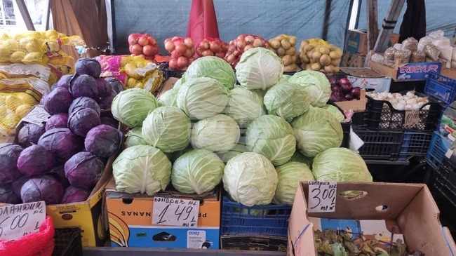 Wholesale Prices of Vegetables Go Down in Early April