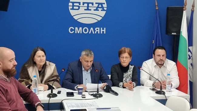 Инициативен комитет в Смолян предлага забрана на реклами, подтикващи към хазарт, върху общинско имущество