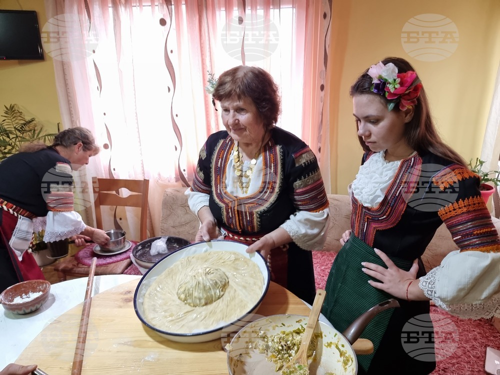 Село Жабокрът - зелник - замесване