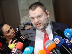 Народно събрание - кулоари - Делян Пеевски - изявление