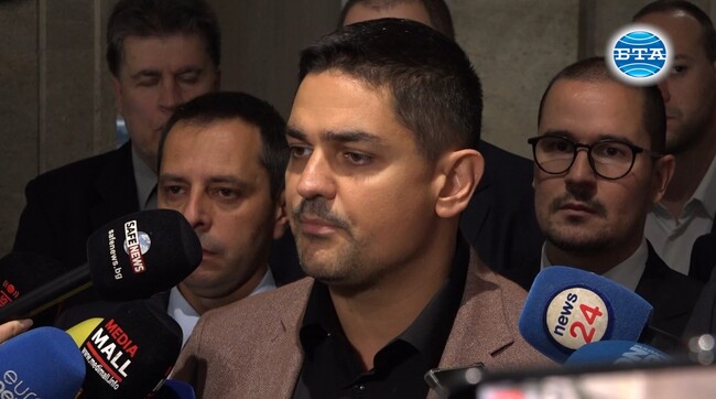 Според Радостин Василев развръзката за избор на председател на парламента ще бъде намерена в договорка между ГЕРБ и „Продължаваме промяната"