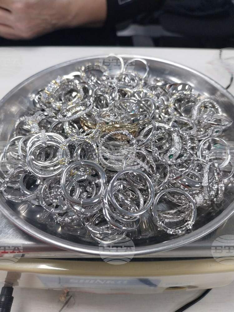 Customs Officials Seize Contraband Silver Jewellery Worth BGN 83,000 Near Haskovo