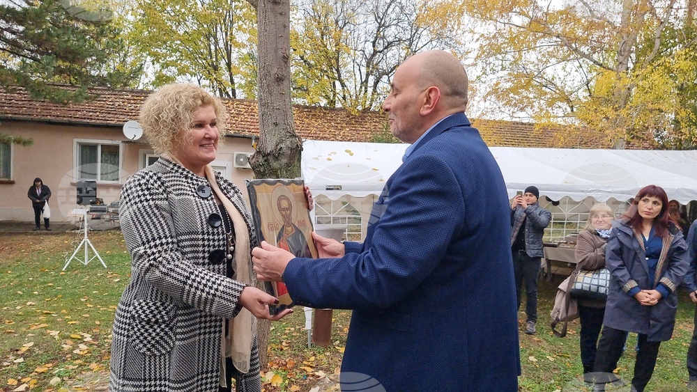 Ловеч - Държавна психиатрична болница - годишнина - откриване на дневен стационар за деца