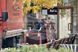 Сграда - институции - хамали