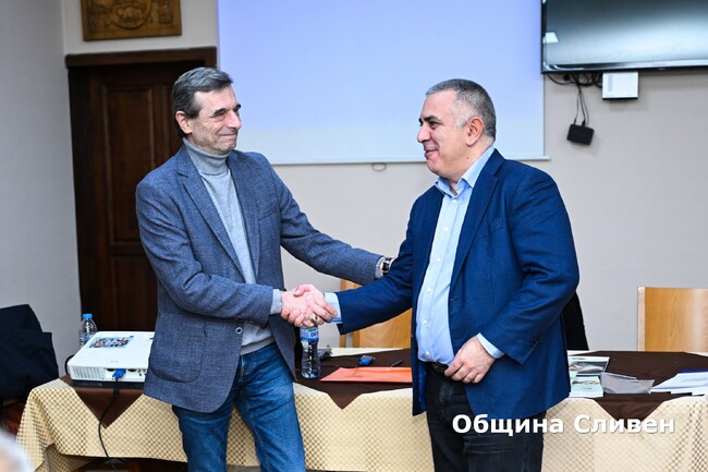 Стефан Радев: Ако не бъде сформирано редовно правителство, предизвикателствата за бюджета ще бъдат сериозни