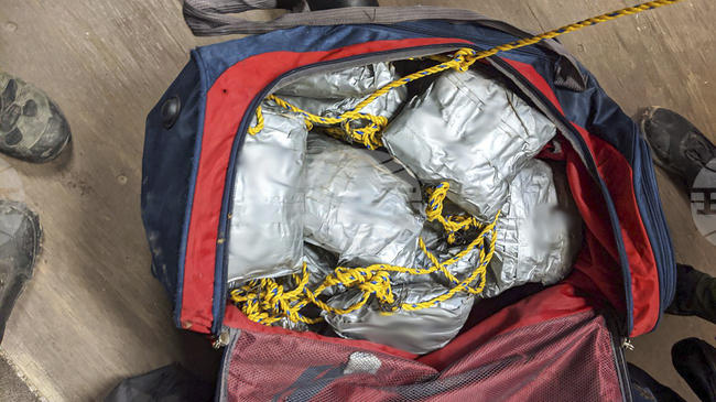 Полицейски началник и негов съучастник бяха арестувани в Португалия по обвинение в наркотрафик