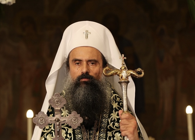 Негово Светейшество българският патриарх и Софийски митрополит Даниил ще отслужи Божествена света литургия в храм „Свети Дух“ в Монтана