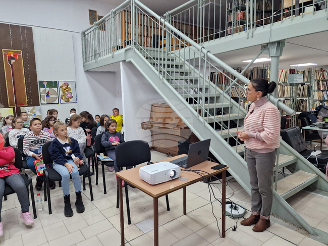 Разград - деца - библиотека